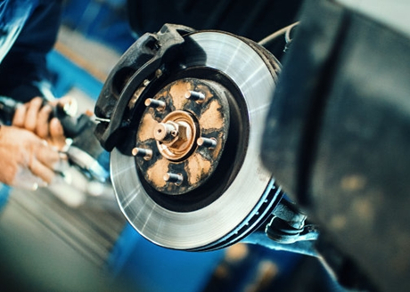 Key parts for winter and summer car maintenance