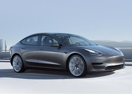 Tesla Model Y dashboard prompts brake fluid problem!