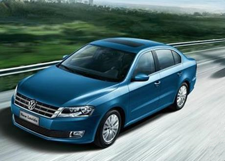 What is the condition inside the front bumper of the Volkswagen Lavida?